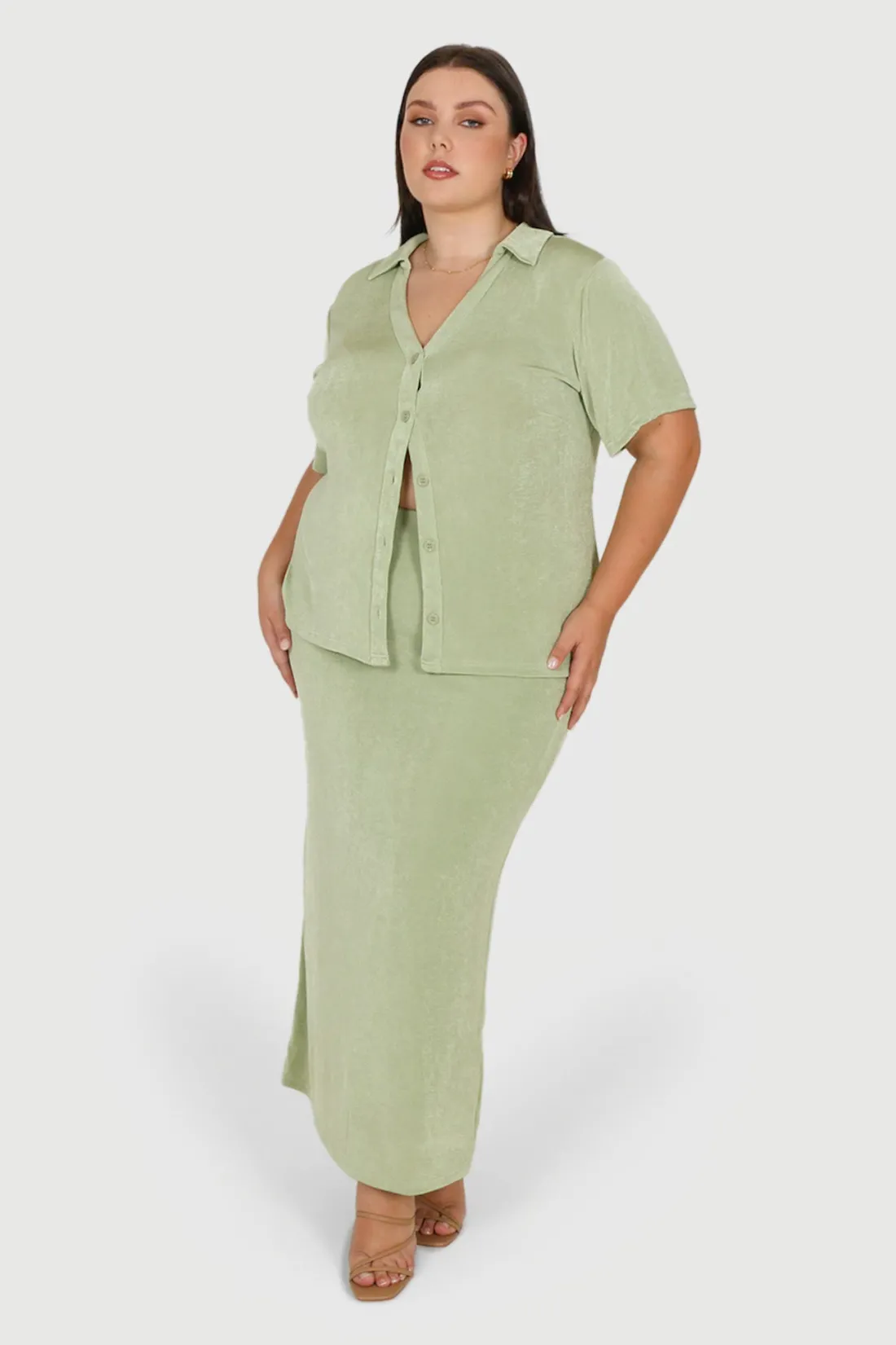chelsea_full_length_top_soft_green_2.webp Fayt Tops | CHELSEA FULL LENGTH TOP SOFT GREEN