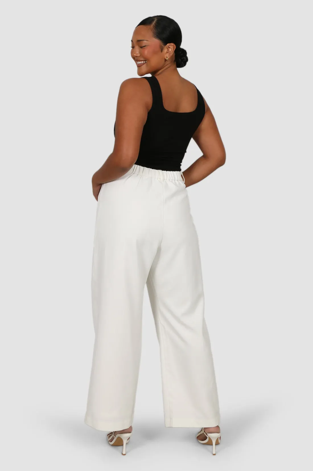 fayt_logo_tank_blackout_13.webp Fayt Tops | Activewear | LOGO TANK BLACKOUT