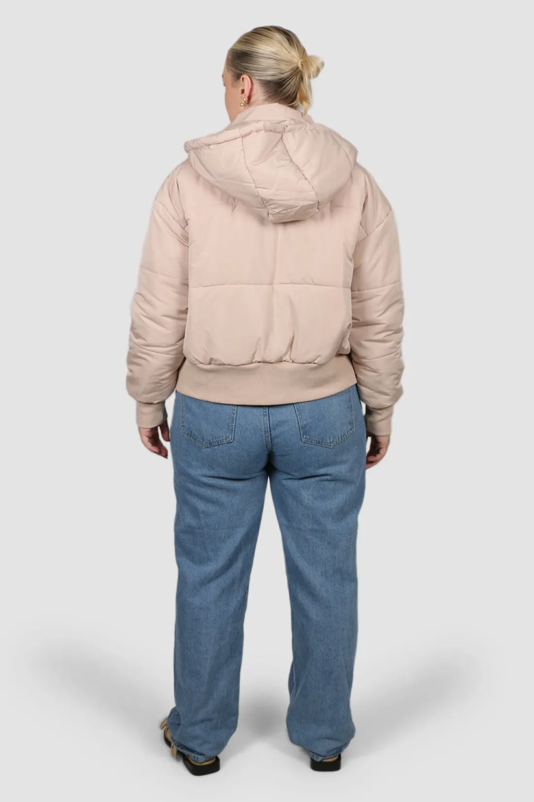 fayt_puffer_jacket_neutral_4.webp Fayt Activewear | Activewear | PUFFER JACKET NEUTRAL