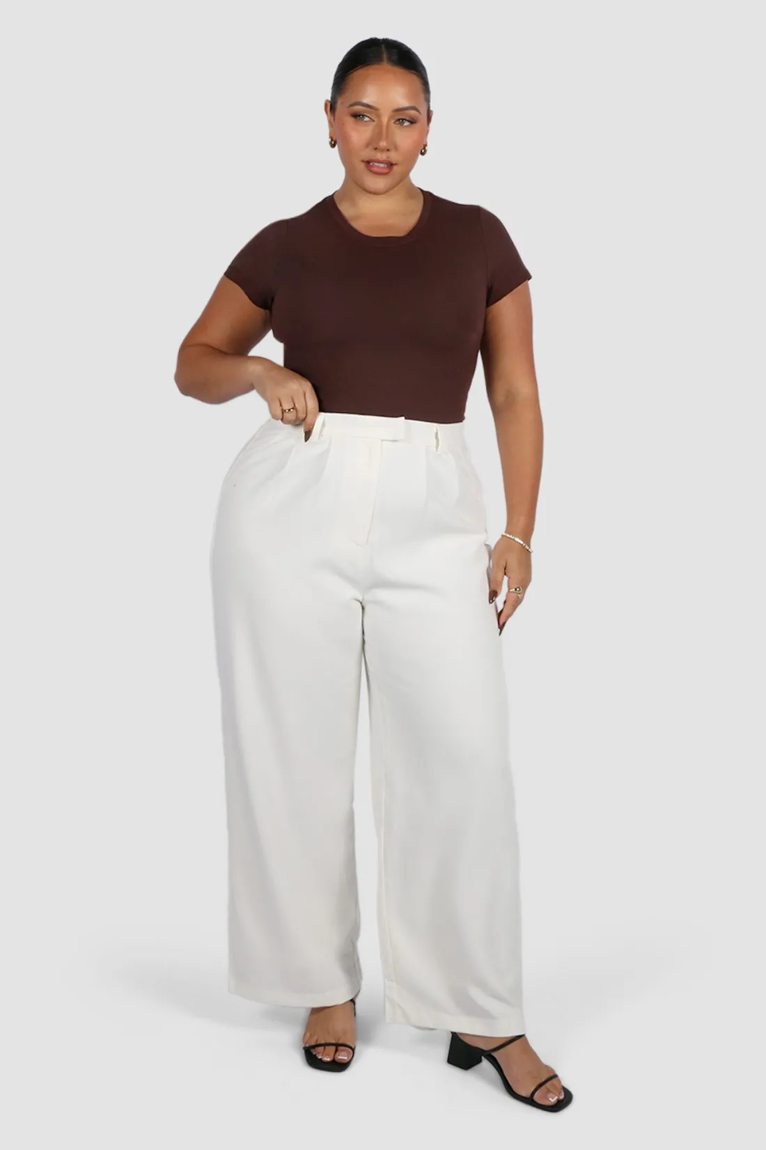 Fayt Tops | LIGHT BUTTERY TEE CHOC