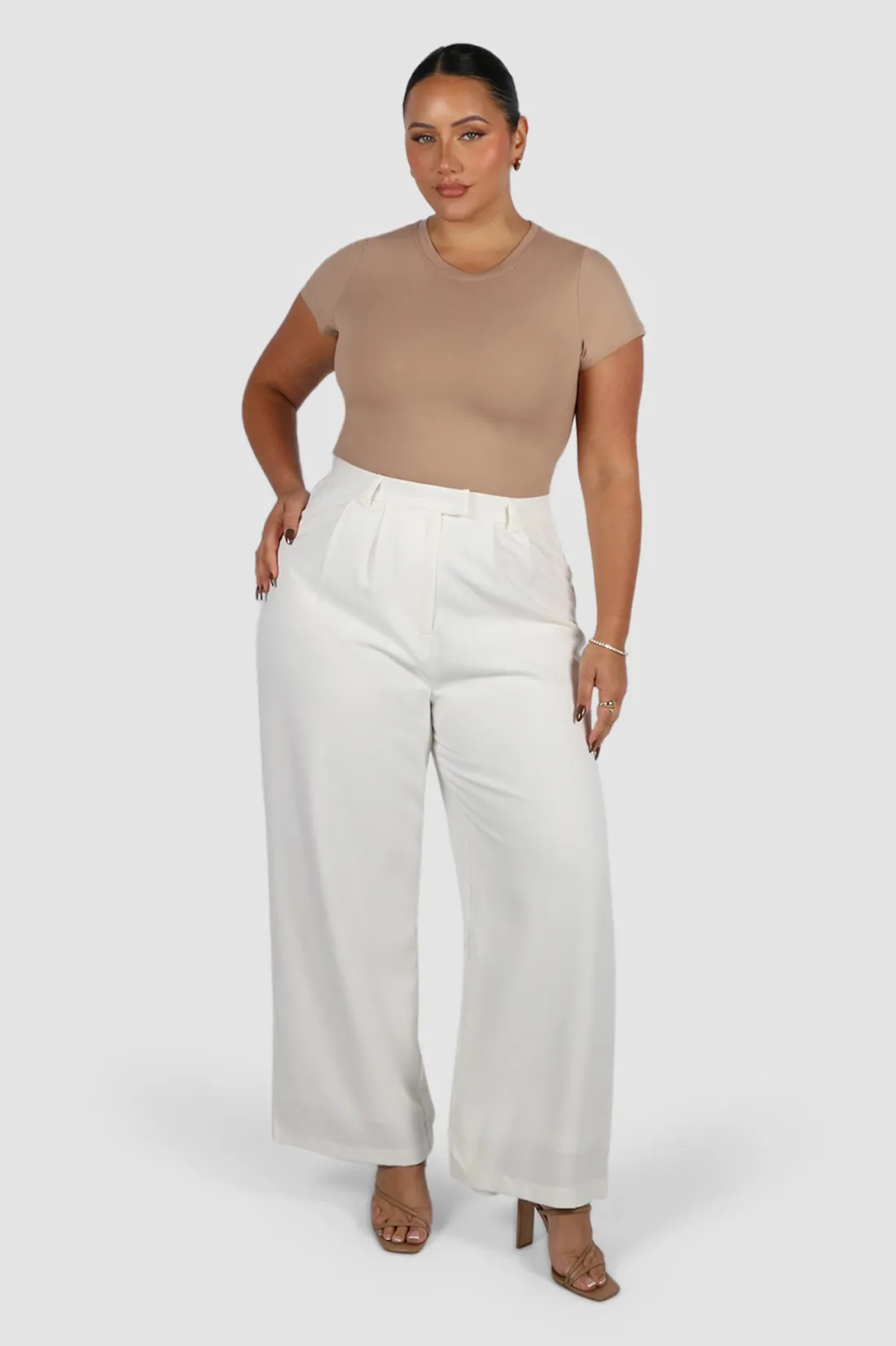 Fayt Tops | LIGHT BUTTERY TEE NEUTRAL