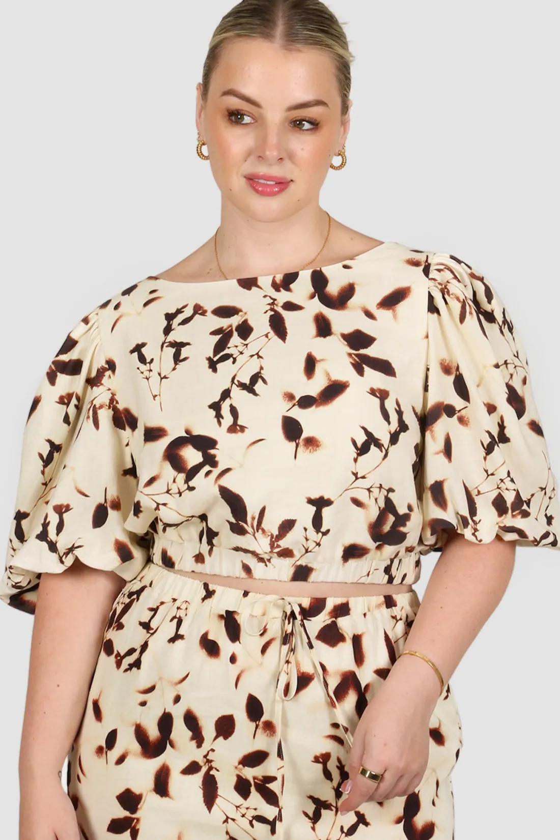 Fayt Tops | Sets | RIONA TOP LA PETALE