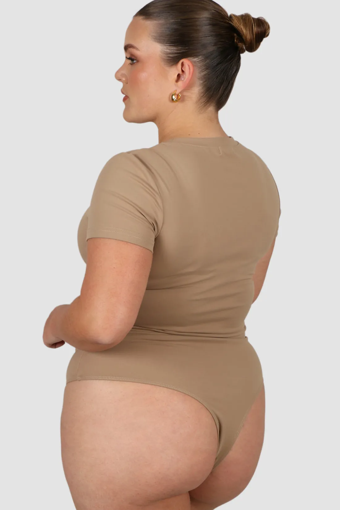 ss_bodysuit_coffee_5.webp Fayt Tops | S/S BODYSUIT COFFEE