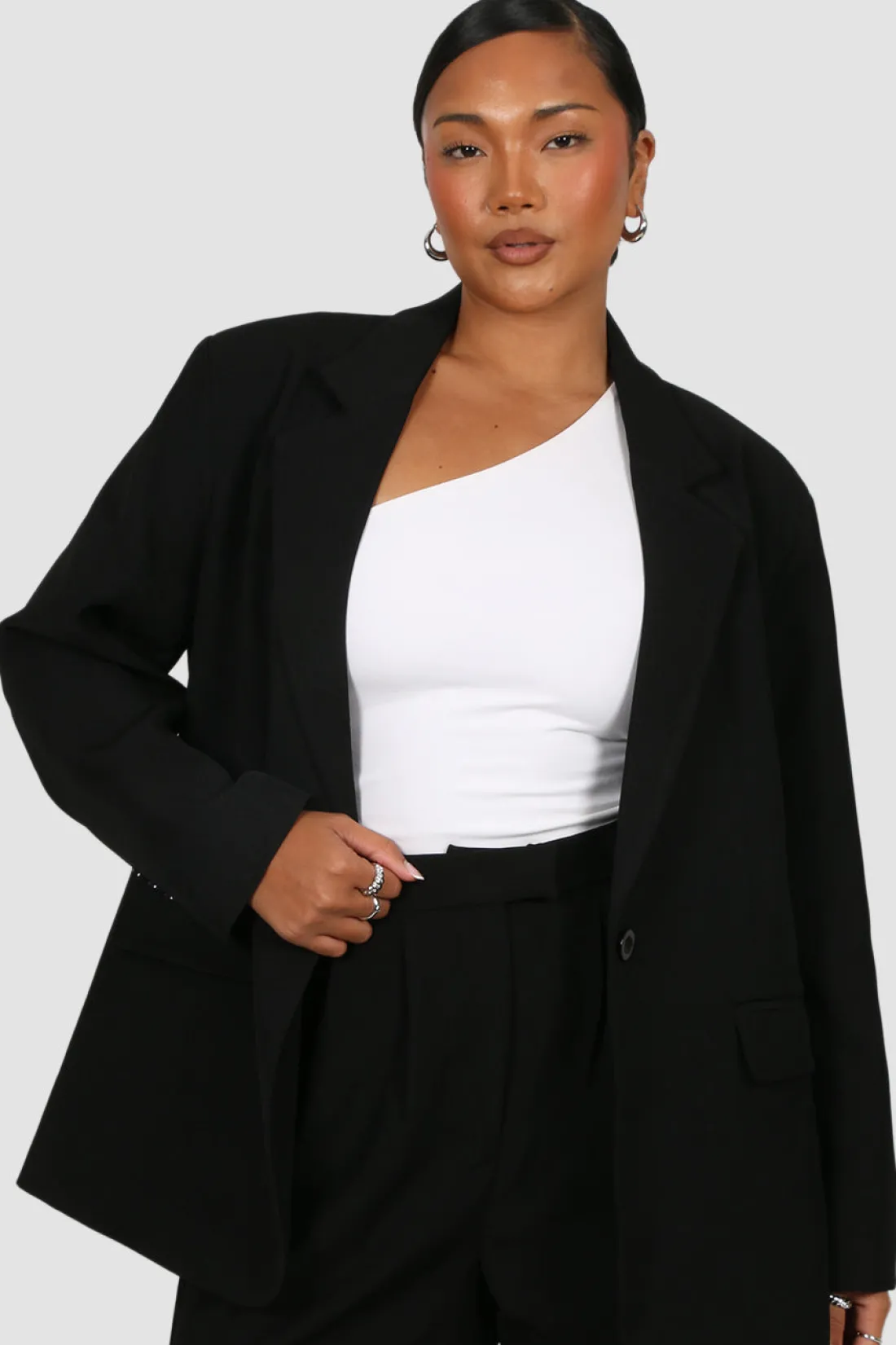 sullivan_one_shoulder_top_white_3.webp Fayt Tops | SULLIVAN ONE SHOULDER TOP WHITE